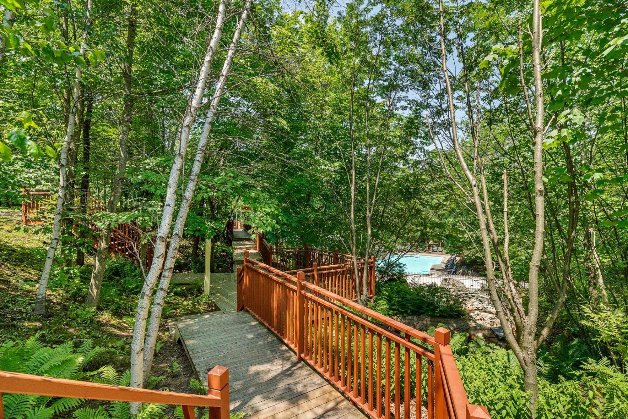 Les Eaux - 2Bdrs W Pool & Hot Tub Near Village Mont-Tremblant Exterior foto